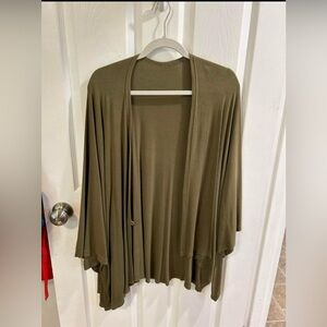 Sseko Olive Multiway Shawl. GUC. $15 plus shipping.